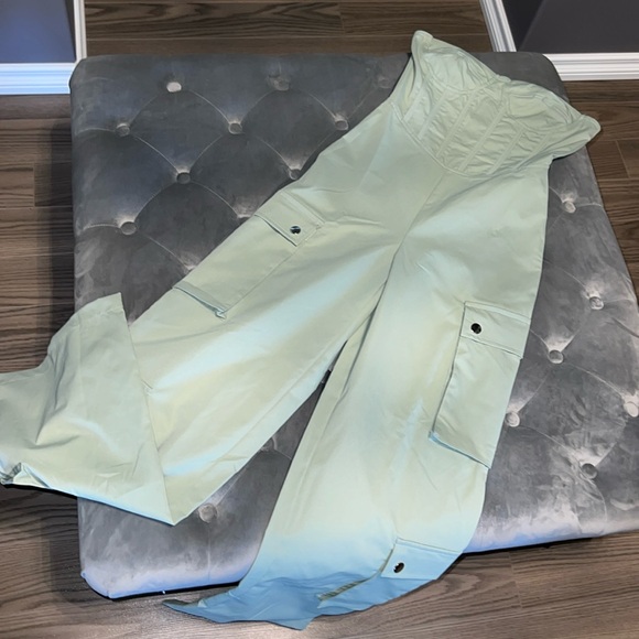 Jumpsuit - Picture 3 of 5